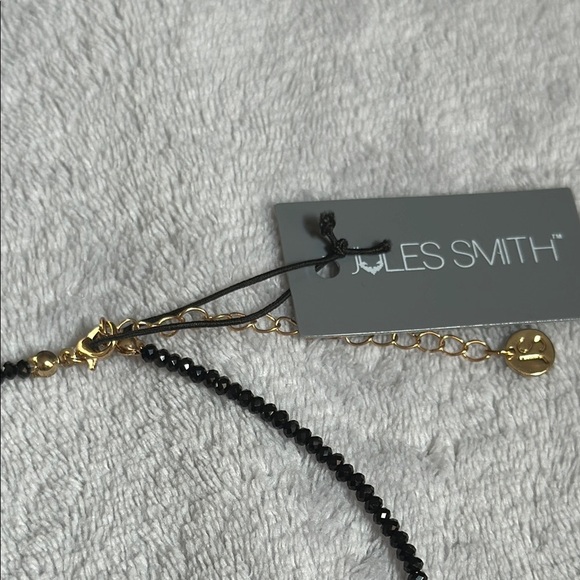 Elegant Black Beaded Necklace with Gold Accent - Picture 5 of 5